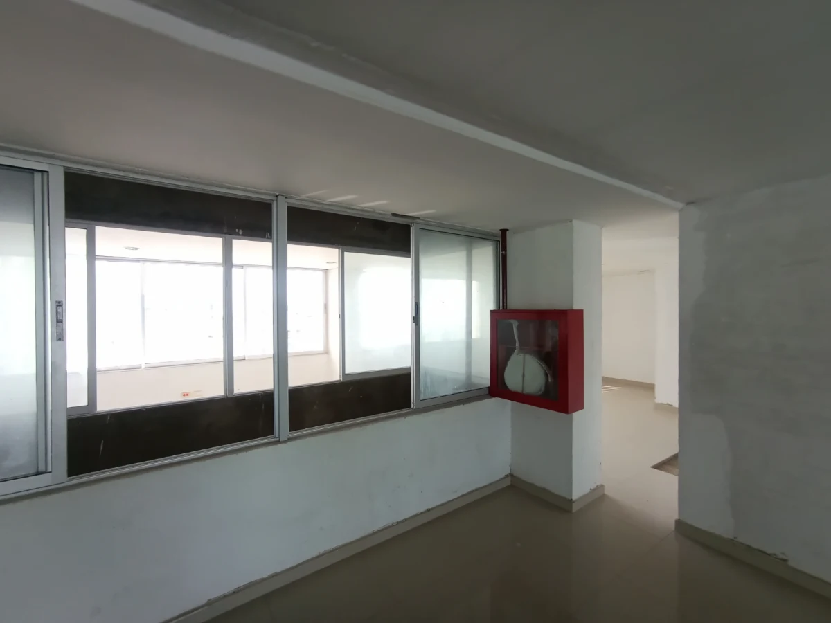 OFICINA PISO #5 EDIF. IMPERIAL imagen 9