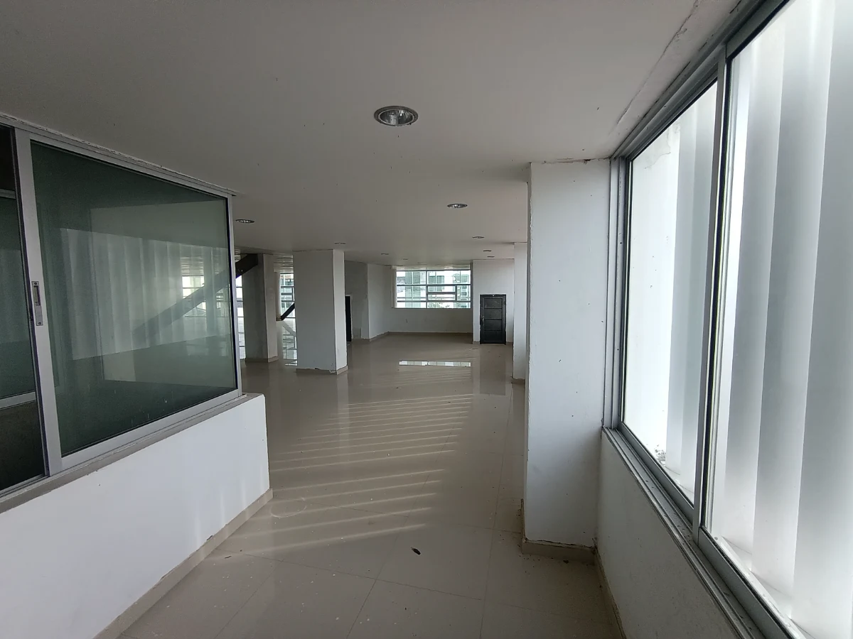 OFICINA PISO #5 EDIF. IMPERIAL imagen 12