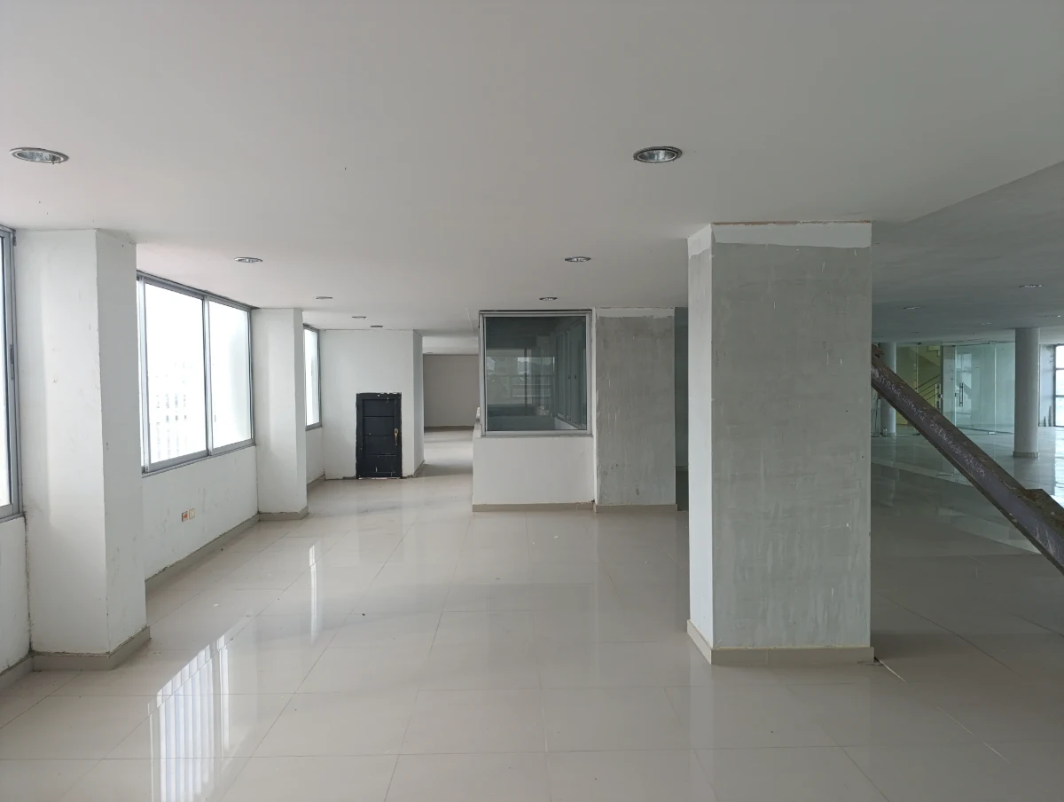 OFICINA PISO #4 EDIF. IMPERIAL imagen 12