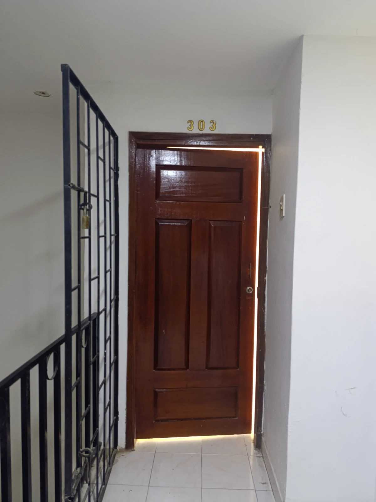 APT. 303 EDIF. CARMEN ANA, imagen 2 de 5